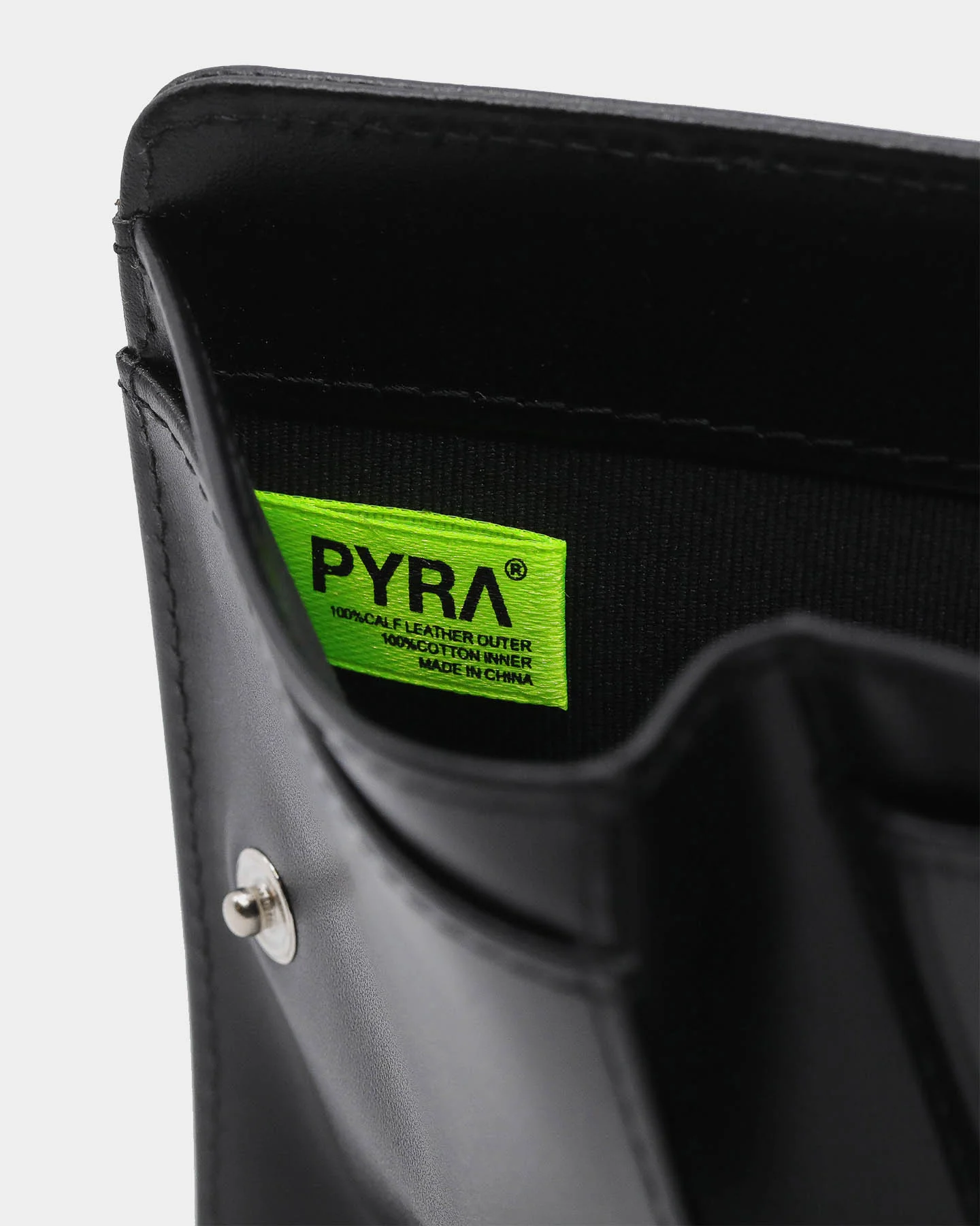 PYRA Men's Leather Zip Wallet Black Leather - Image 6