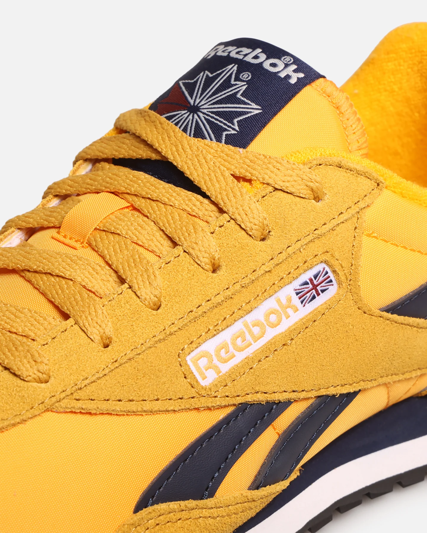 Reebok Women's Classic AZ Gold/Navy - Image 6