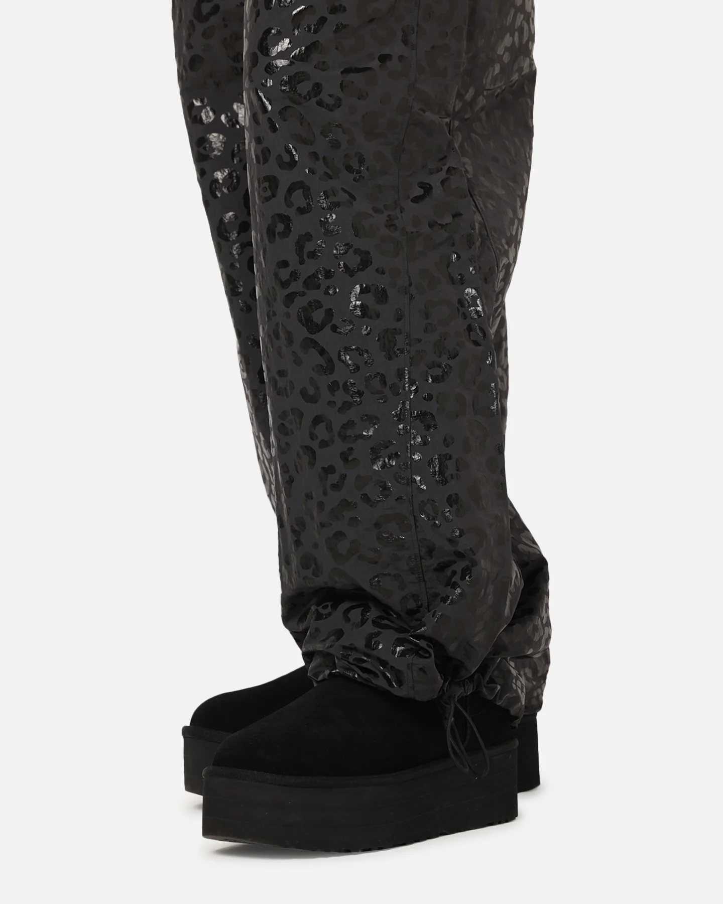 Reebok X Angel Reese Women's Hoop Pants Washed Black - Image 5