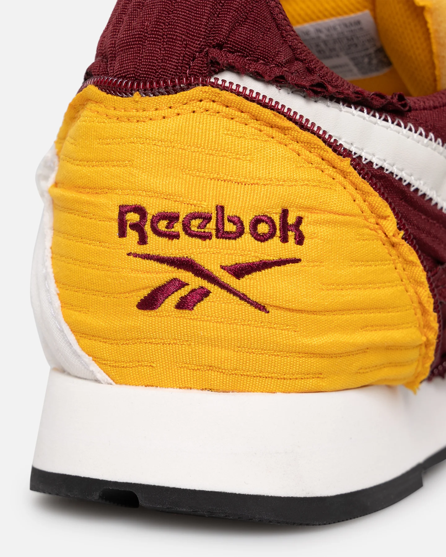 Reebok X MARKET Classic Leather Pump Burgundy/Gold - Image 9
