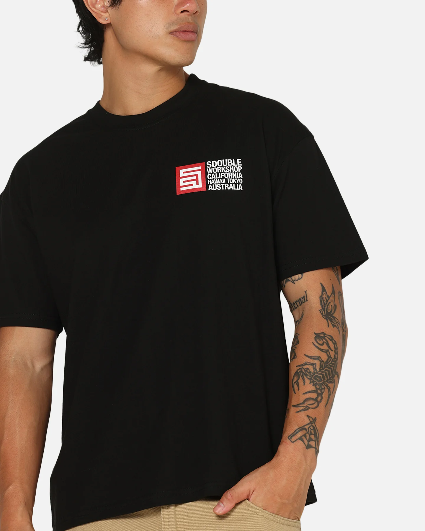 S Double City Cube T-Shirt Black - Image 8