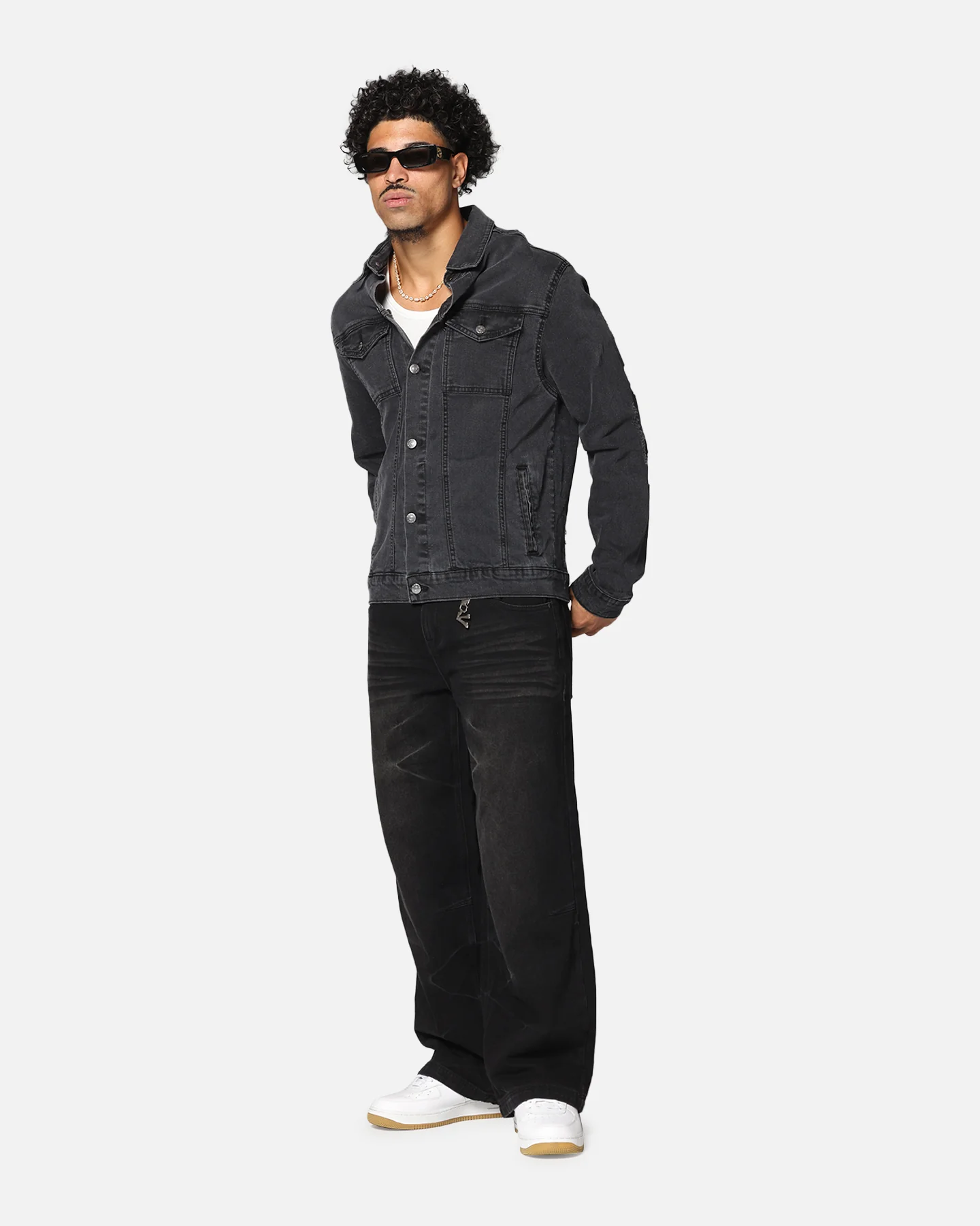 Saint Morta Men's Vintage Denim Jacket Aged Black - Image 2