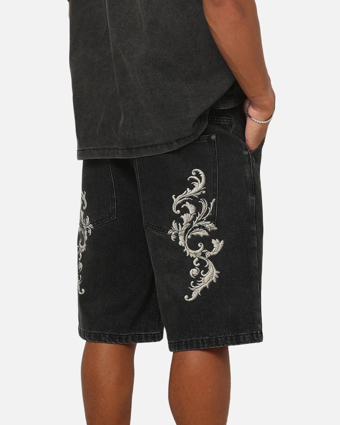 Saint Morta Amplus Baroque Jorts Black Shadow - Image 3
