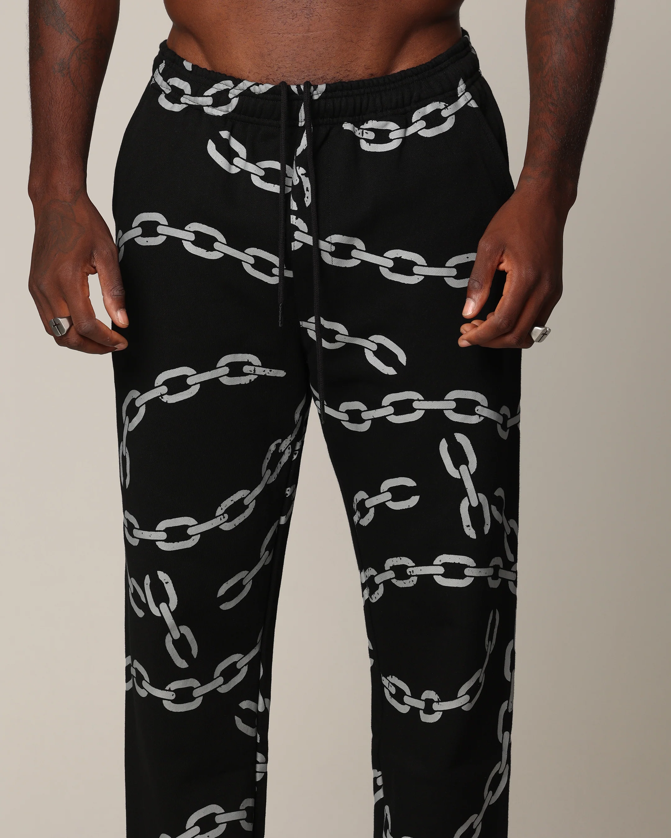 Saint Morta Chain Sweatpants Black/Black - Image 6