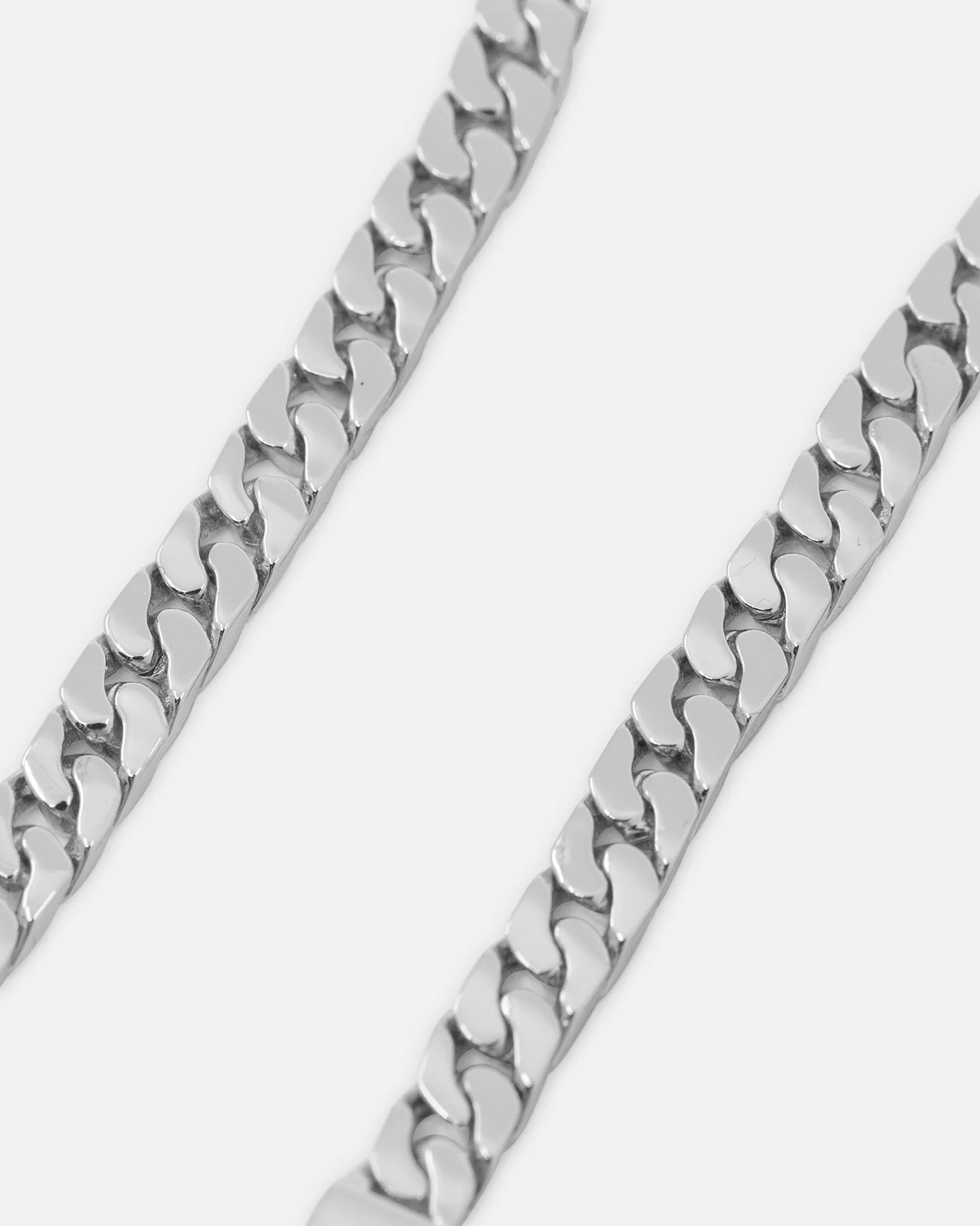 Saint Morta Flat Faced Curb Bracelet White Gold - Image 5