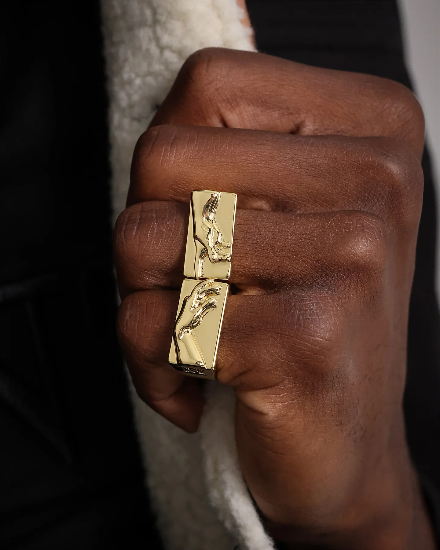 Saint Morta Hand Of God Ring Gold - Image 2