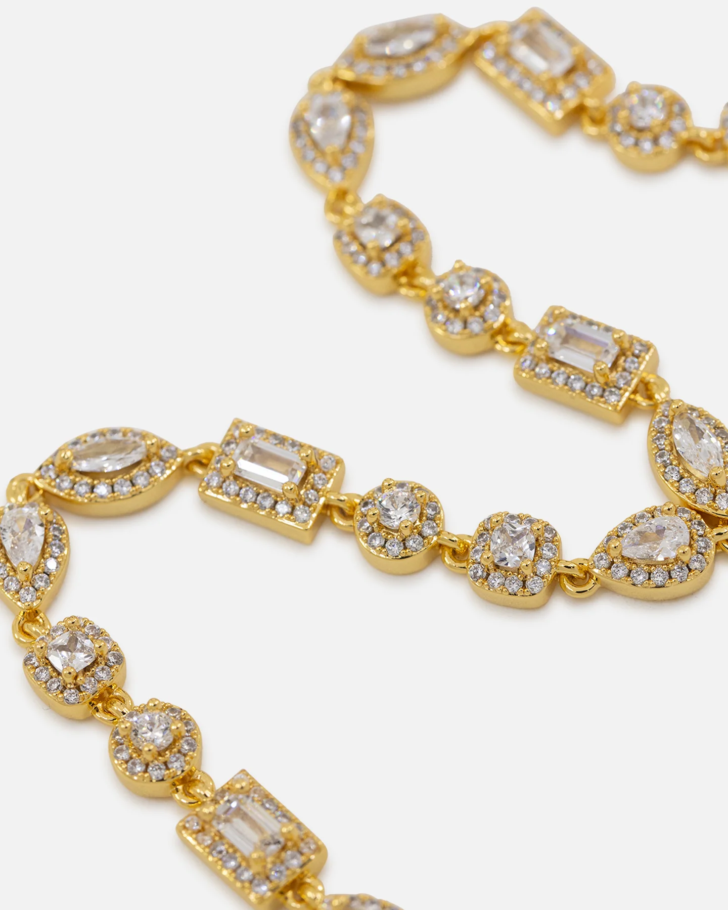 Saint Morta Iced Cluster Chain Iced Gold - Image 5