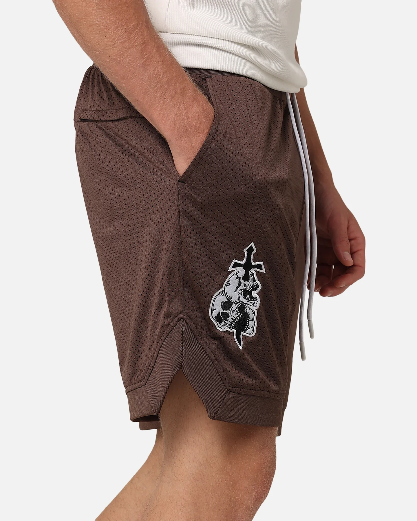 Saint Morta La Rambla Basketball Shorts Dark Brown - Image 3