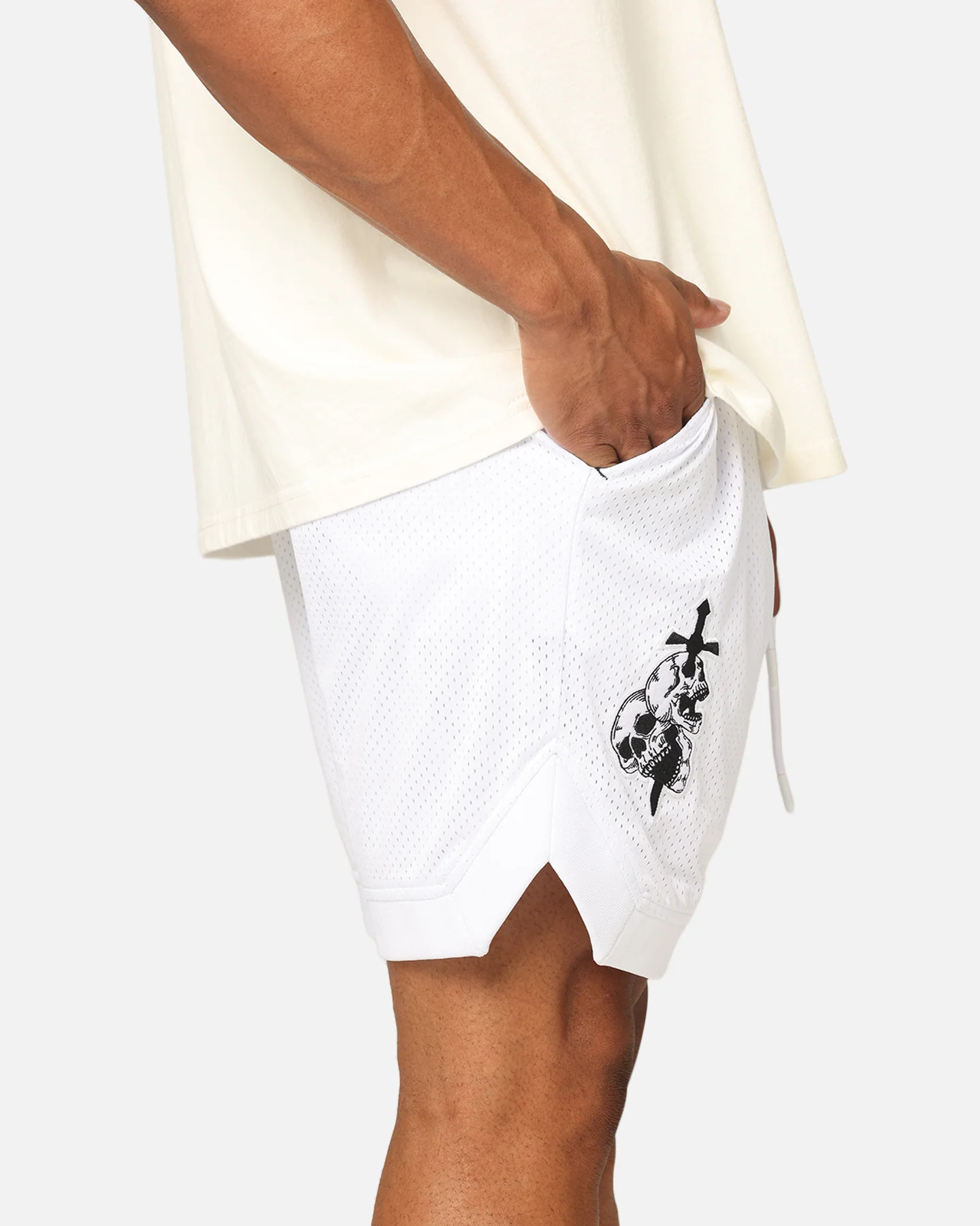Saint Morta La Rambla Basketball Shorts White - Image 3