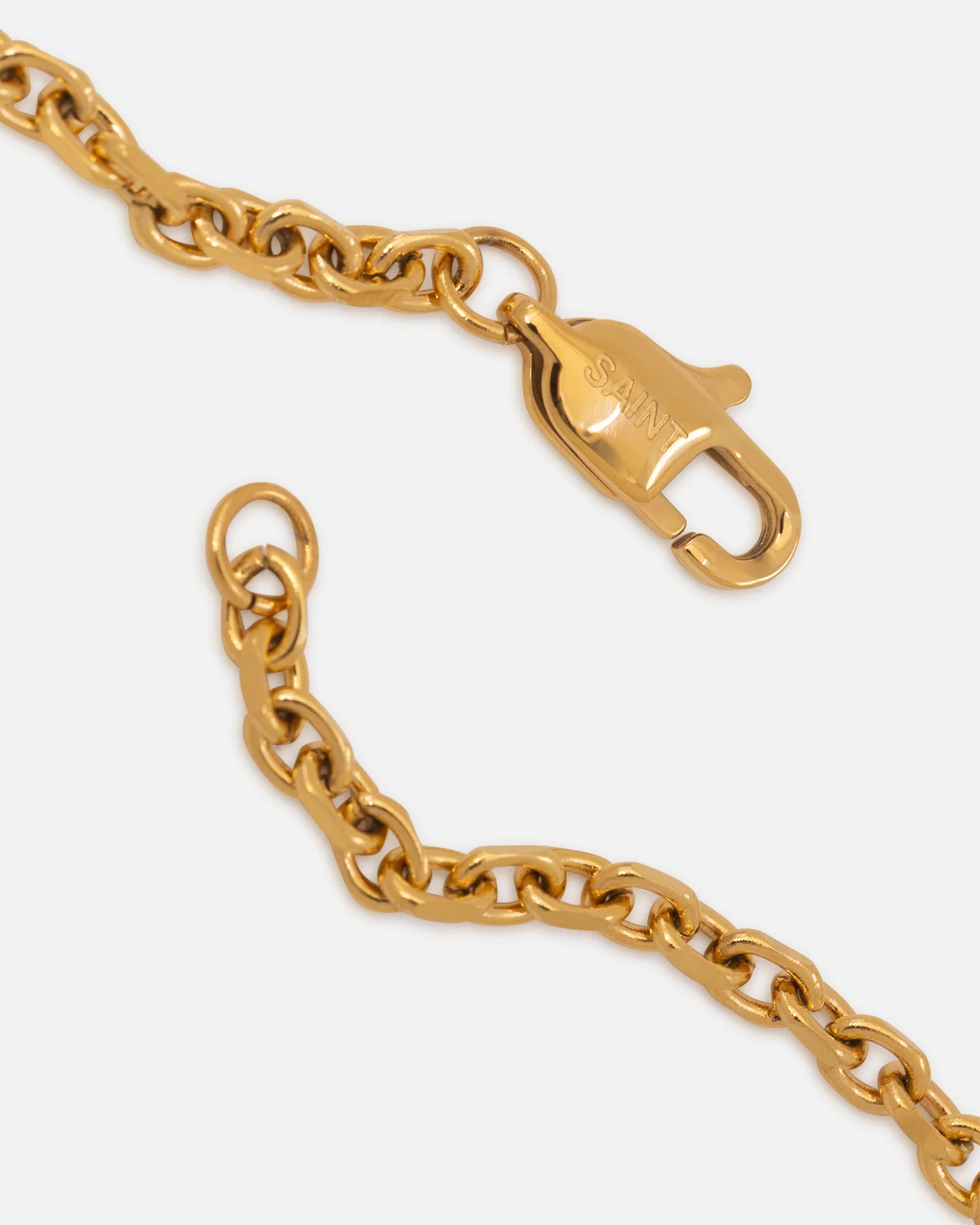 Saint Morta Onyx Clover Necklace Gold - Image 4