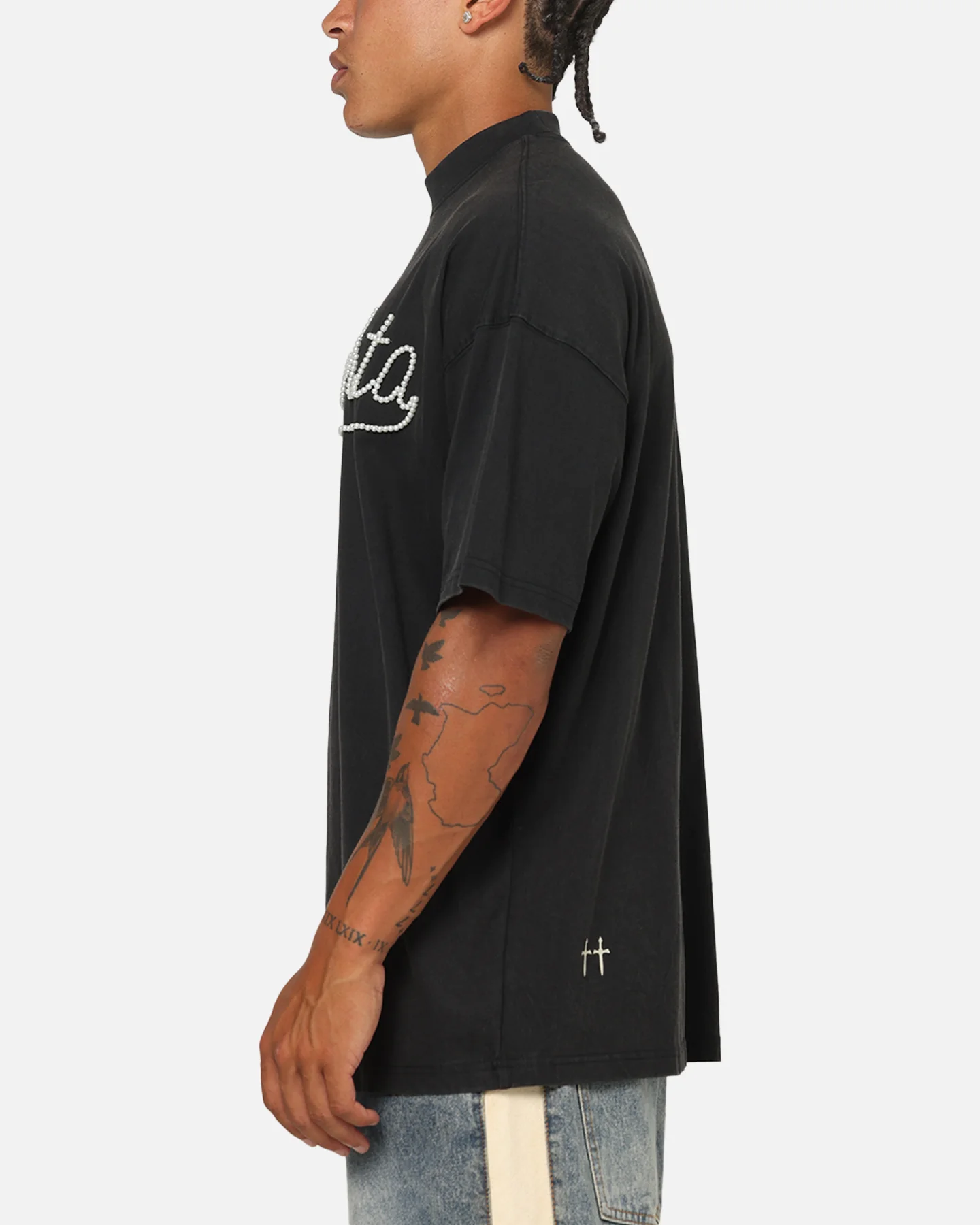 Saint Morta Pearl Script T-Shirt Vintage Black - Image 5
