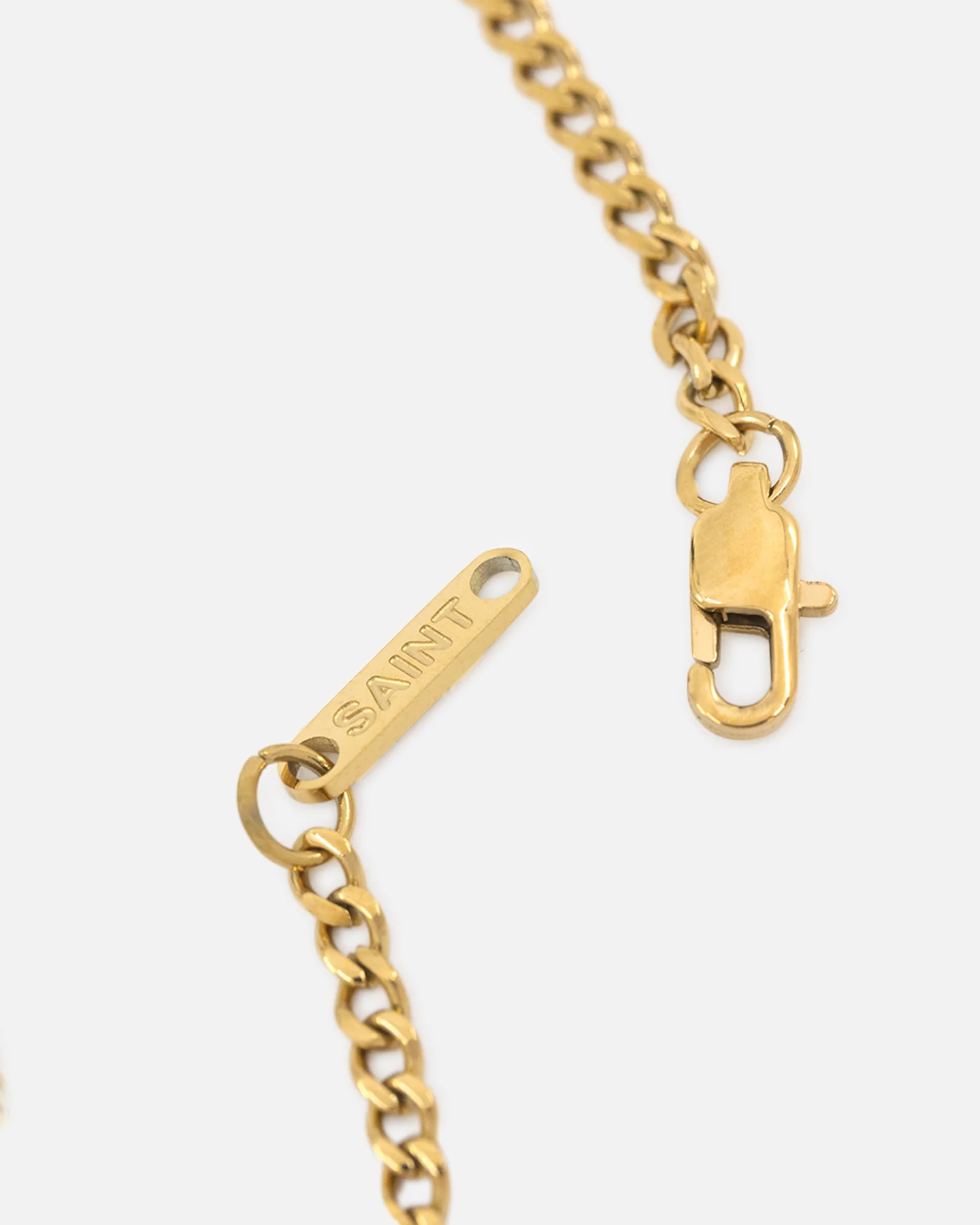 Saint Morta Round Totem Pendant Chain Gold - Image 6