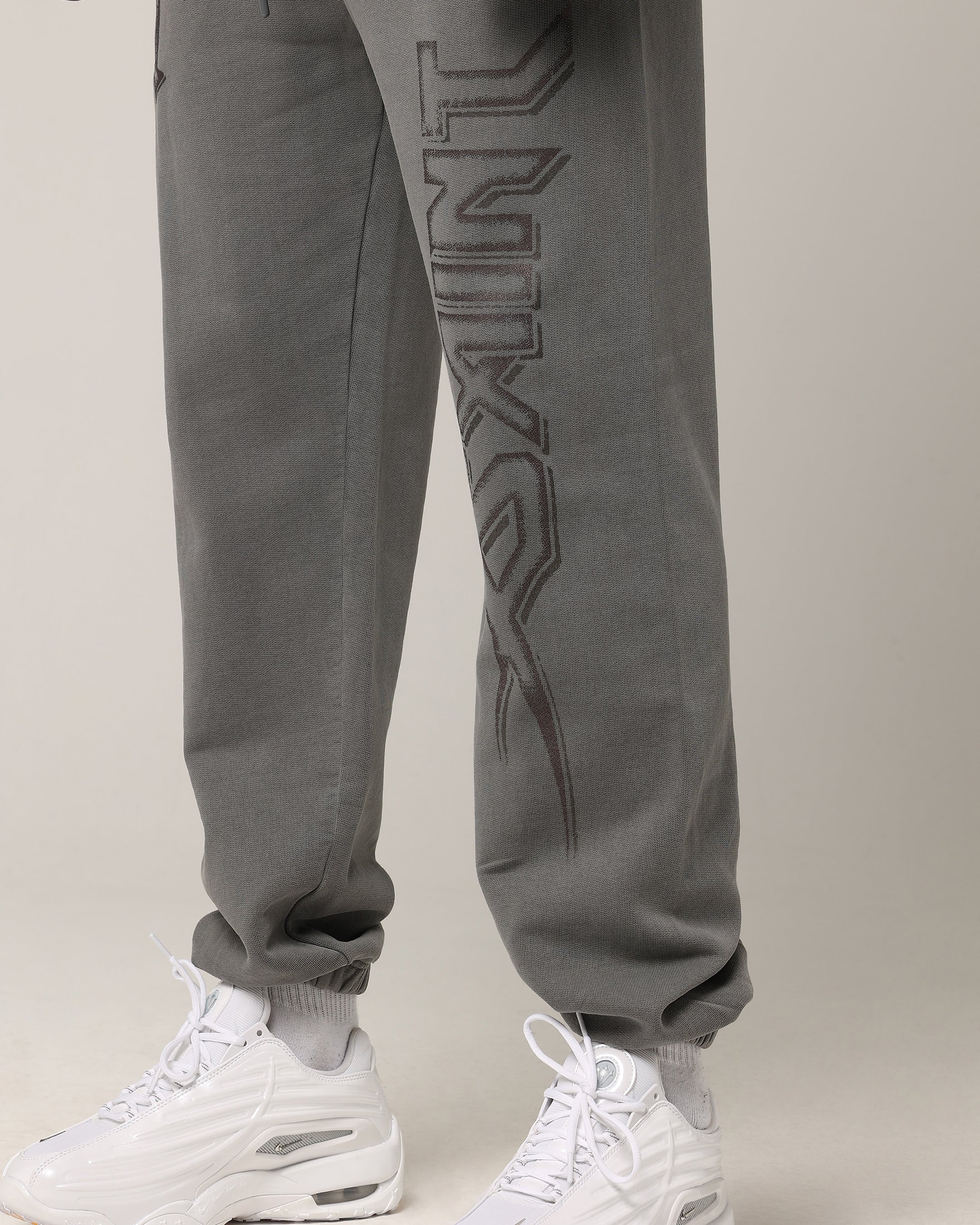 Saint Morta SSIX Sweat Pants Washed Charcoal - Image 4