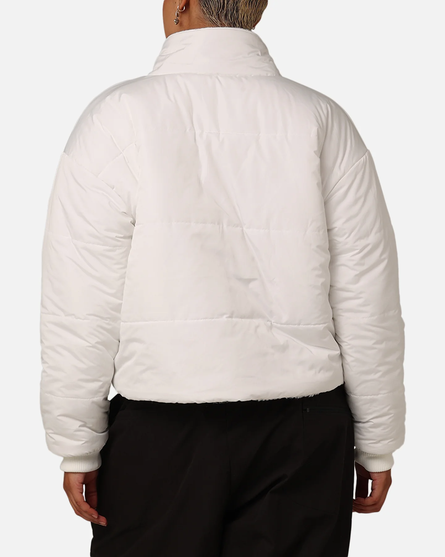 Stüssy Women's Graffiti Cropped Puffer Jacket White - Image 5