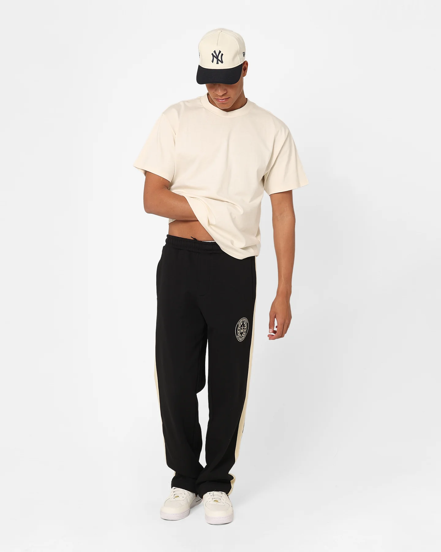The New Establishment Emblem Crest Columbia Joggers Black - Image 2