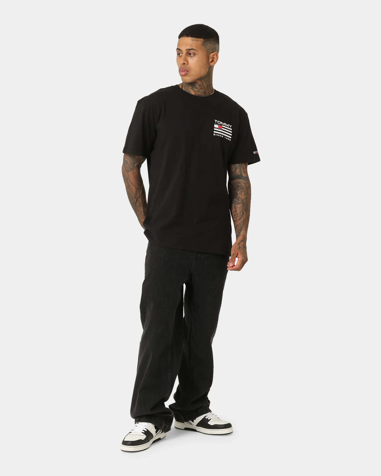 Tommy Jeans Classic RWB Back Logo T-Shirt Black - Image 3