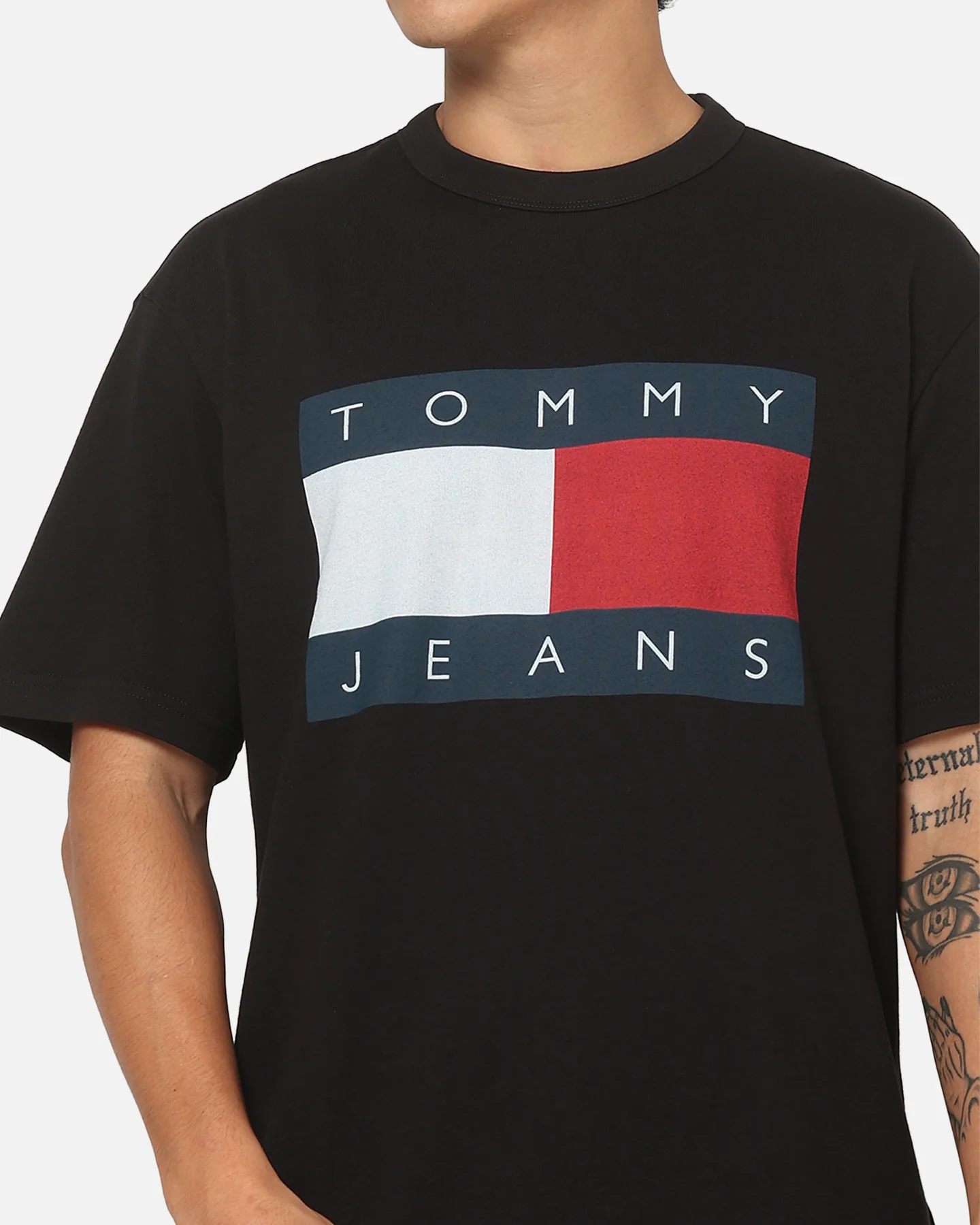 Tommy Jeans Relaxed Big Flag T-Shirt Black - Image 6