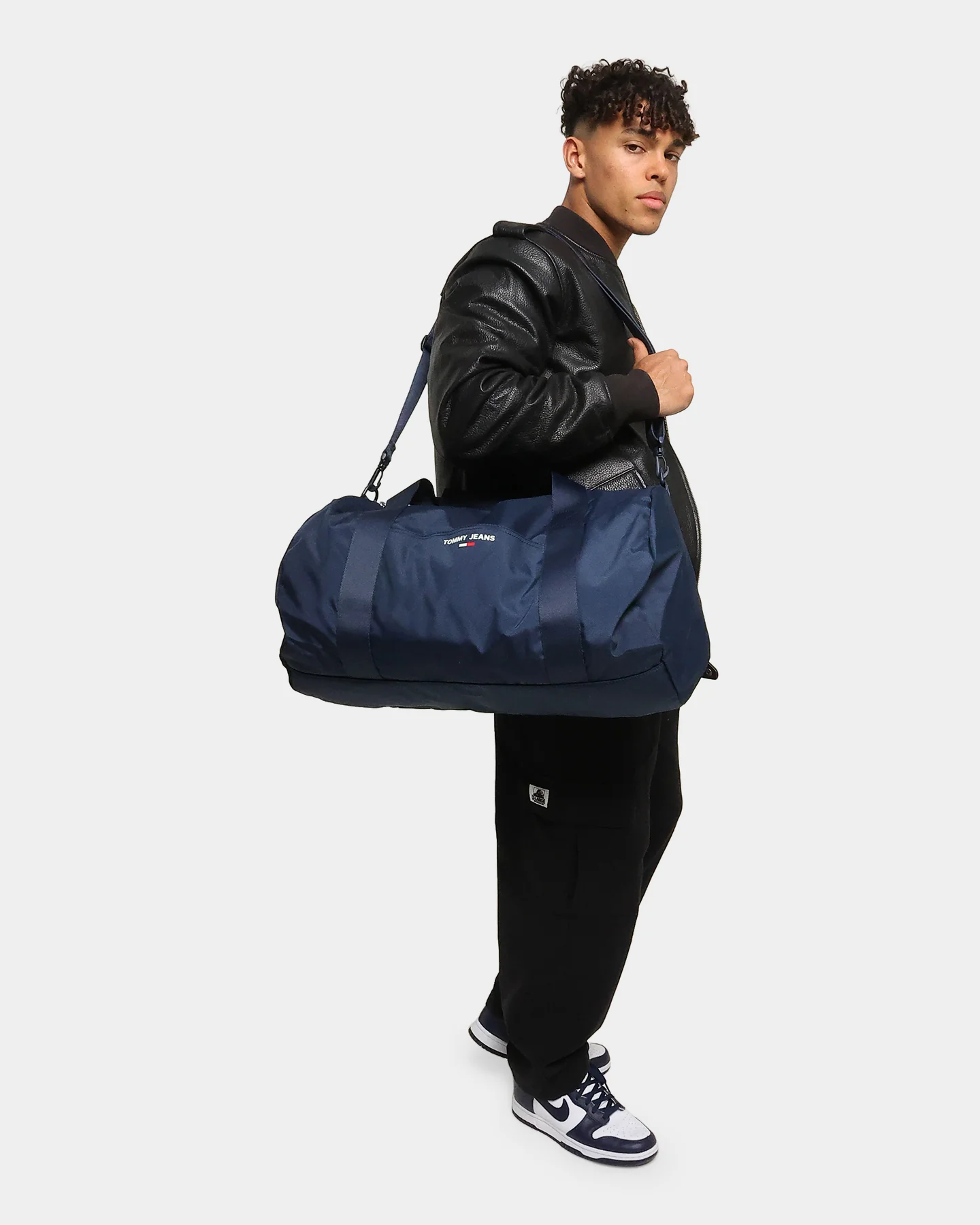 Tommy Jeans TJM Essential Duffle Bag Twilight Navy - Image 3