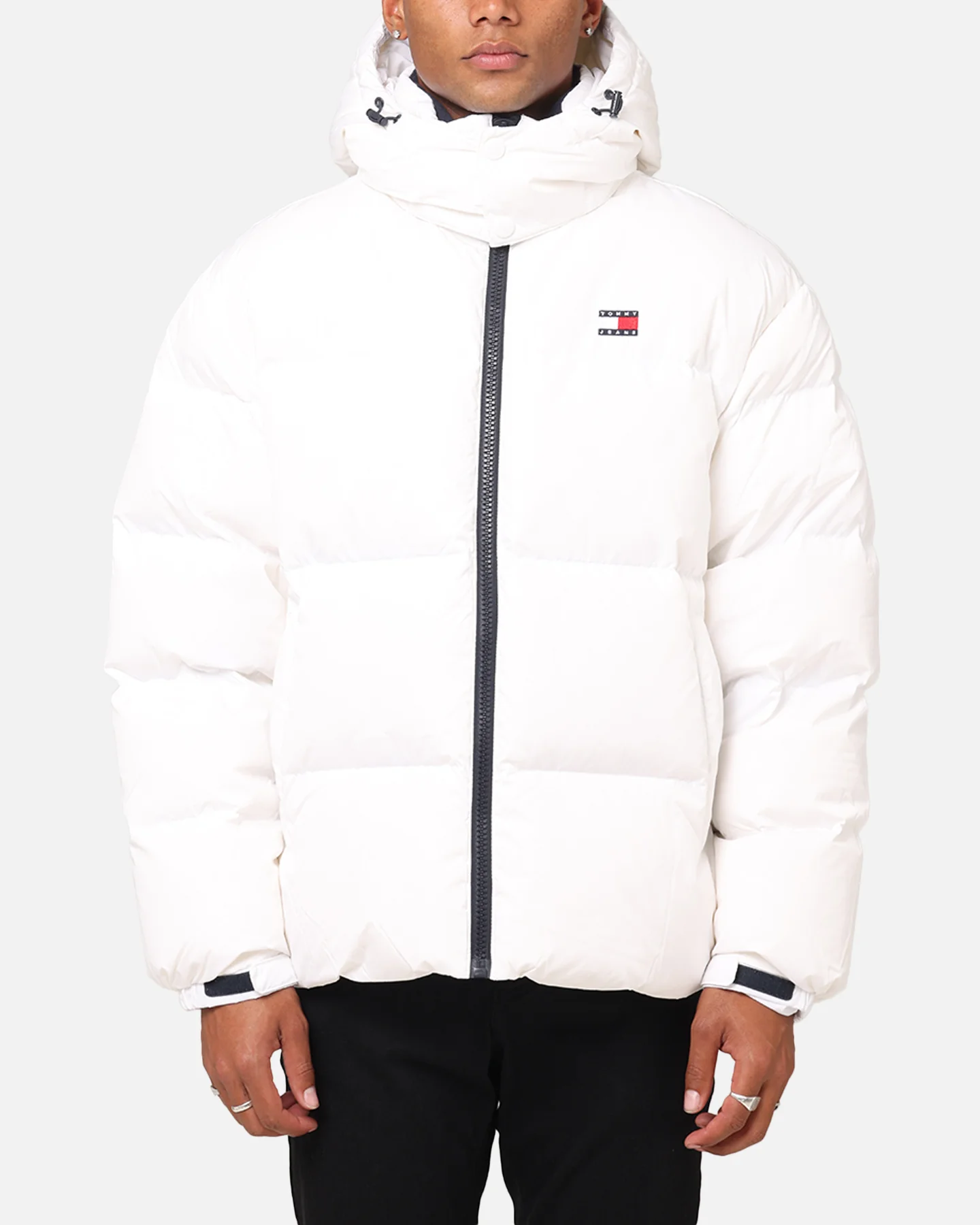 Tommy Jeans TJM Flag Back Puffer Jacket White - Image 2