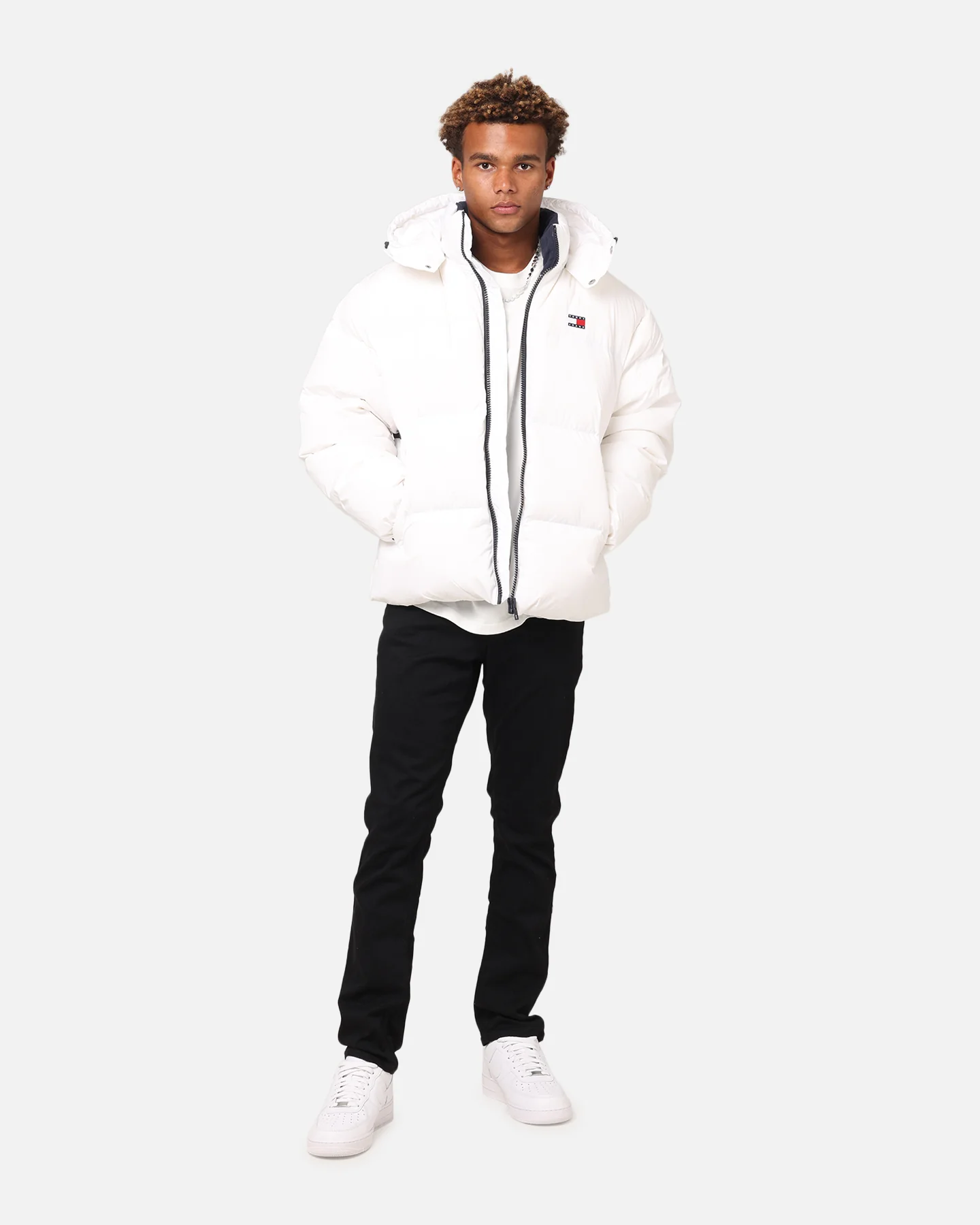 Tommy Jeans TJM Flag Back Puffer Jacket White - Image 4