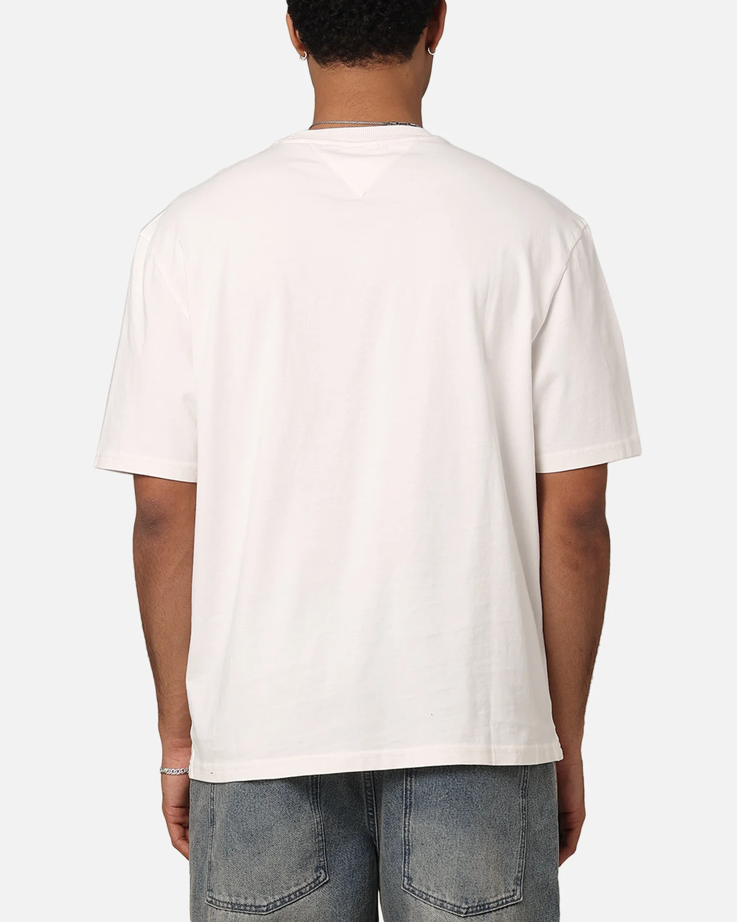 Tommy Jeans TJM Oversized Big Flag T-Shirt Ancient White - Image 3