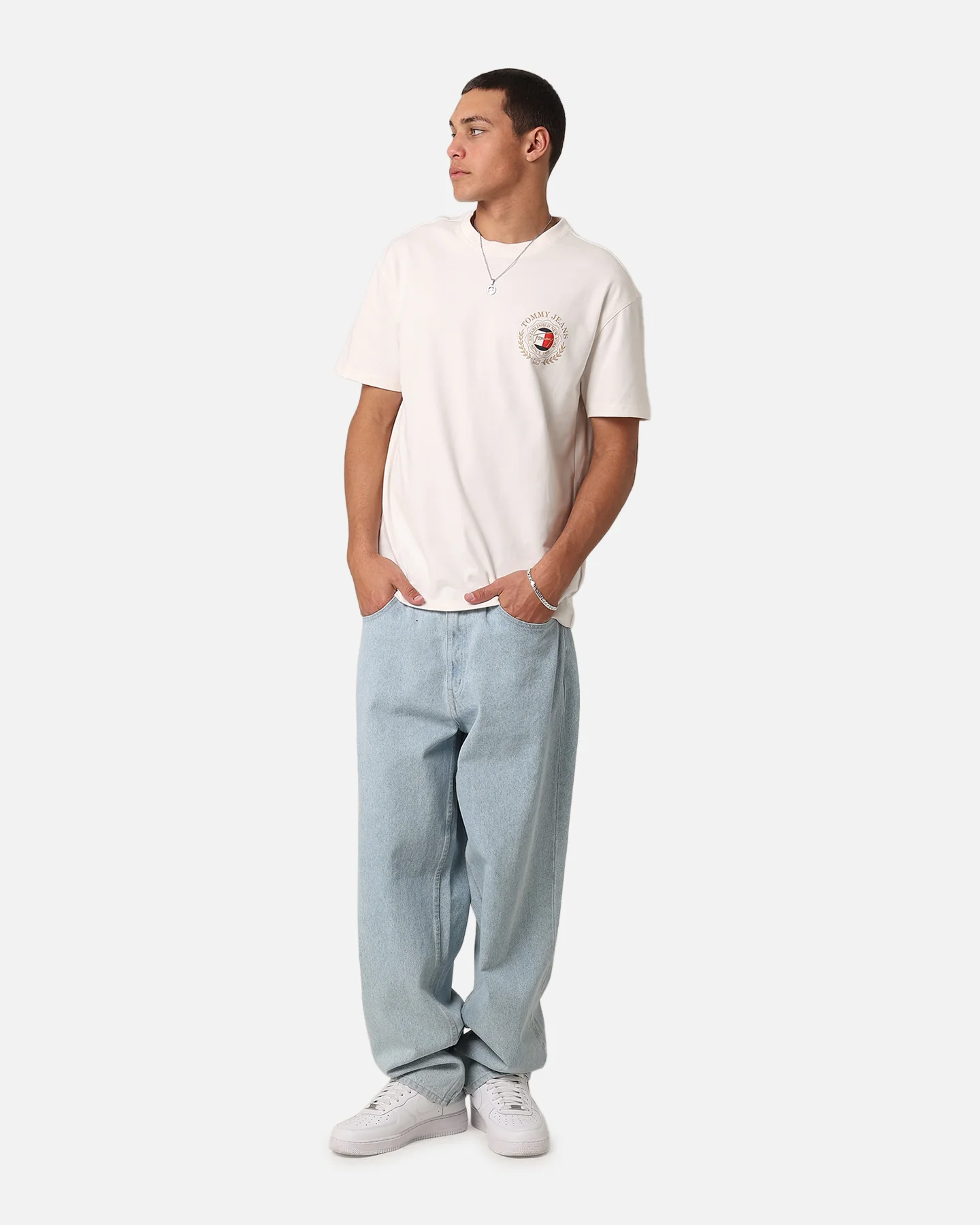Tommy Jeans TJM Prep Explorer Luxe T-Shirt Ancient White - Image 4