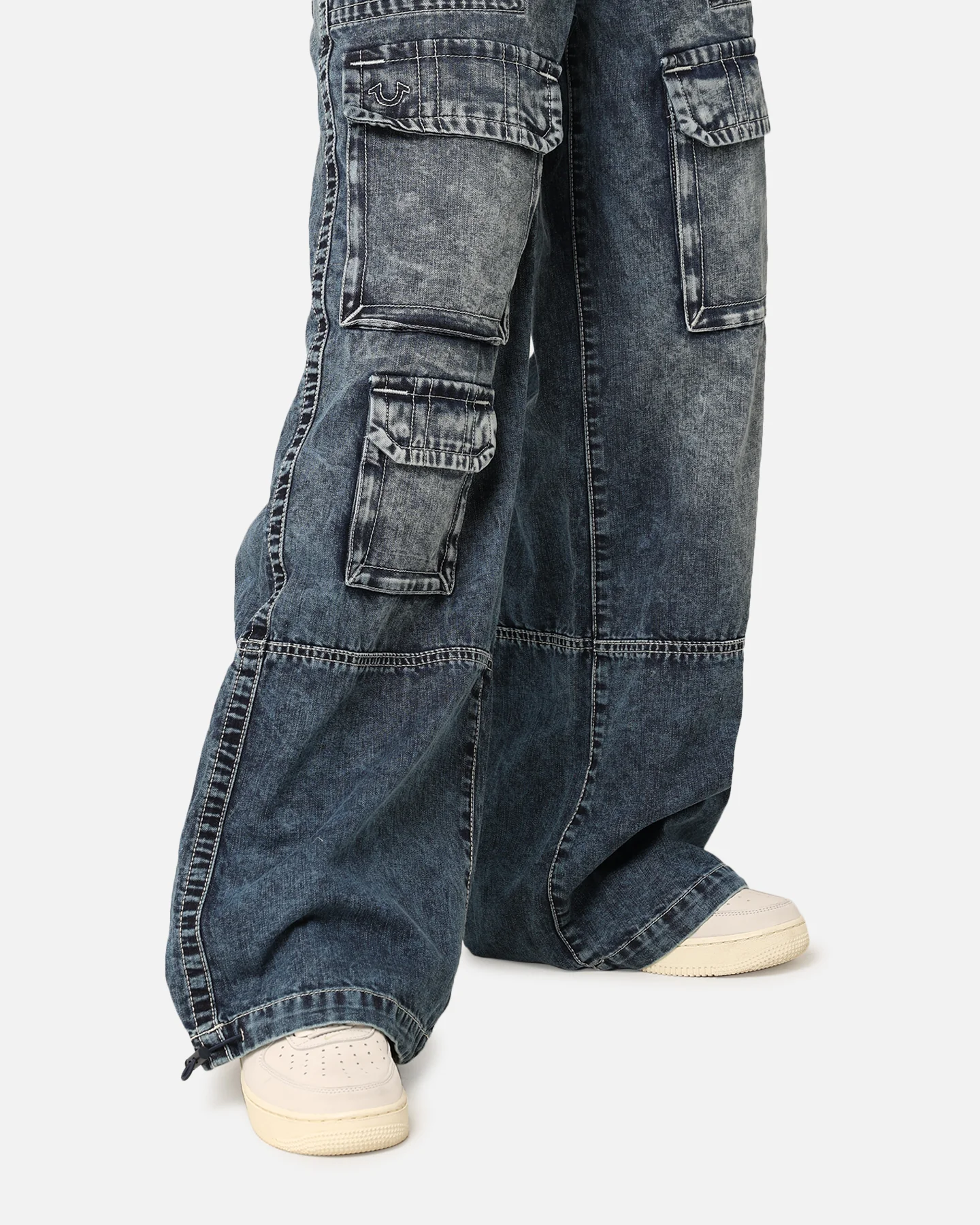 True Religion Women's Jessie Baggy Cargo Big T Jeans Sensation - Image 3