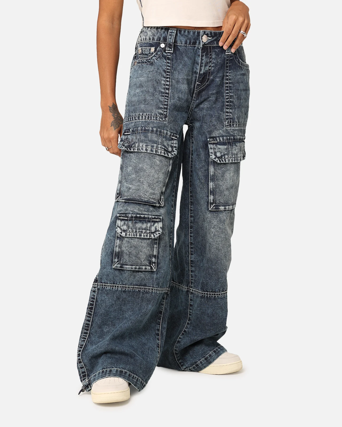 True Religion Women's Jessie Baggy Cargo Big T Jeans Sensation - Image 5
