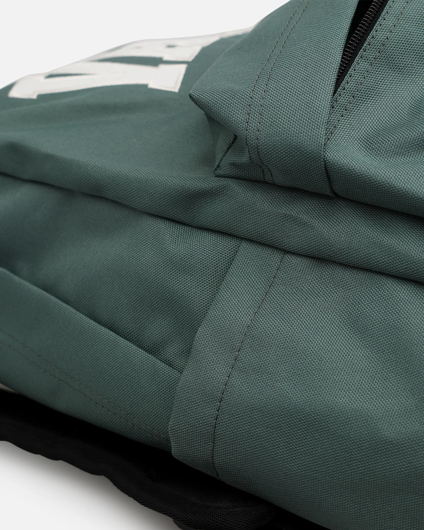 Vans Old Skool Backpack Green - Image 7