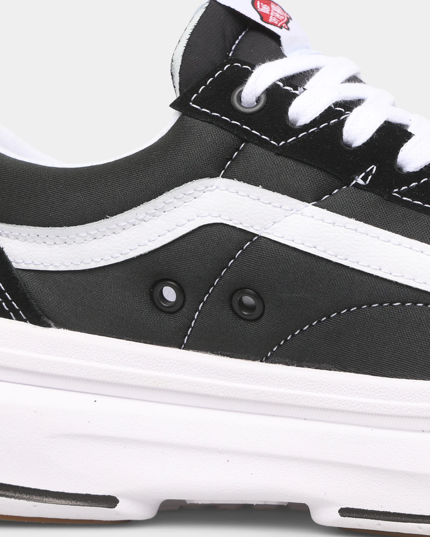 Vans Old Skool Overt ComfyCush Black/White - Image 8