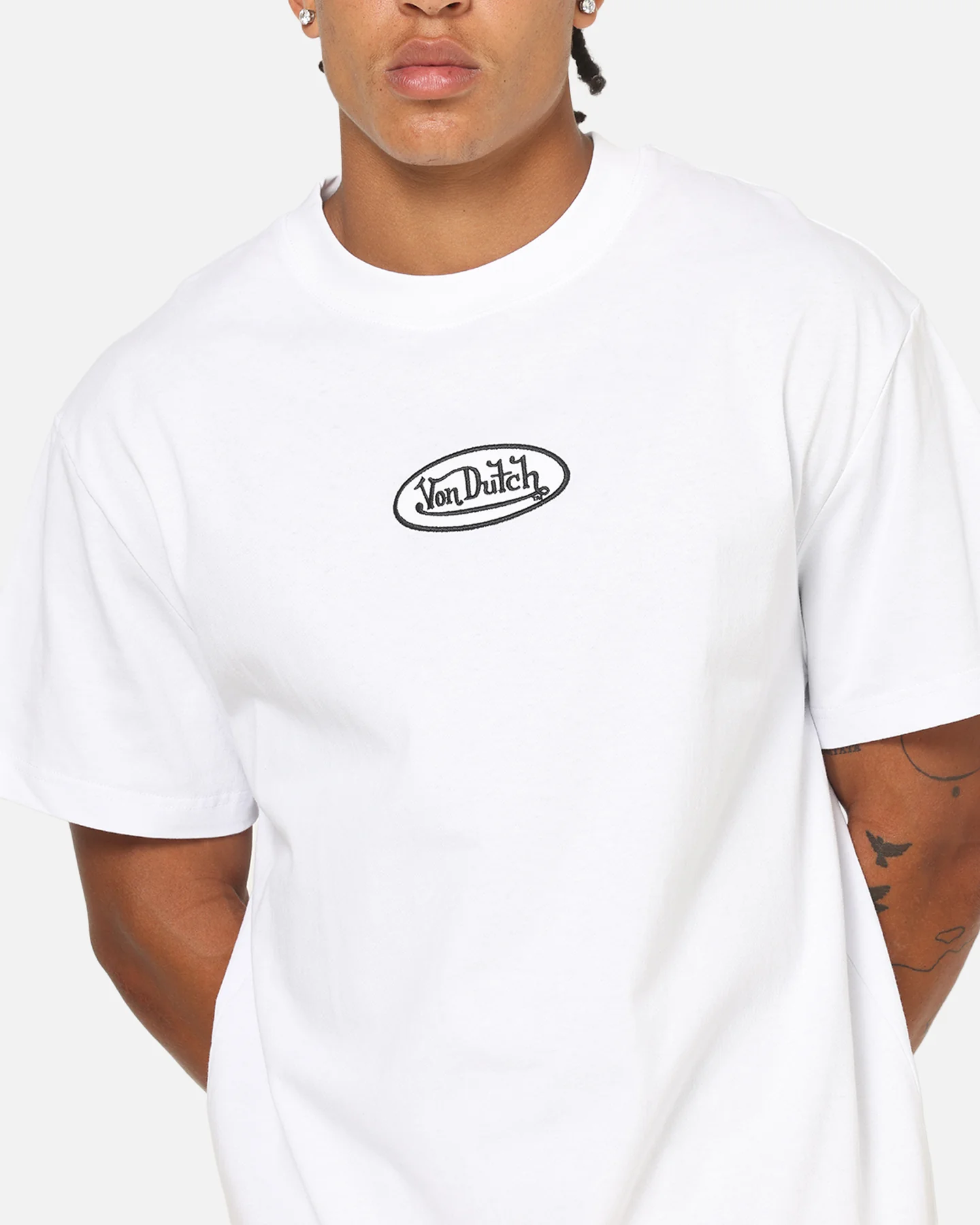 Von Dutch Distressed Embroidered Patch T-Shirt White - Image 6