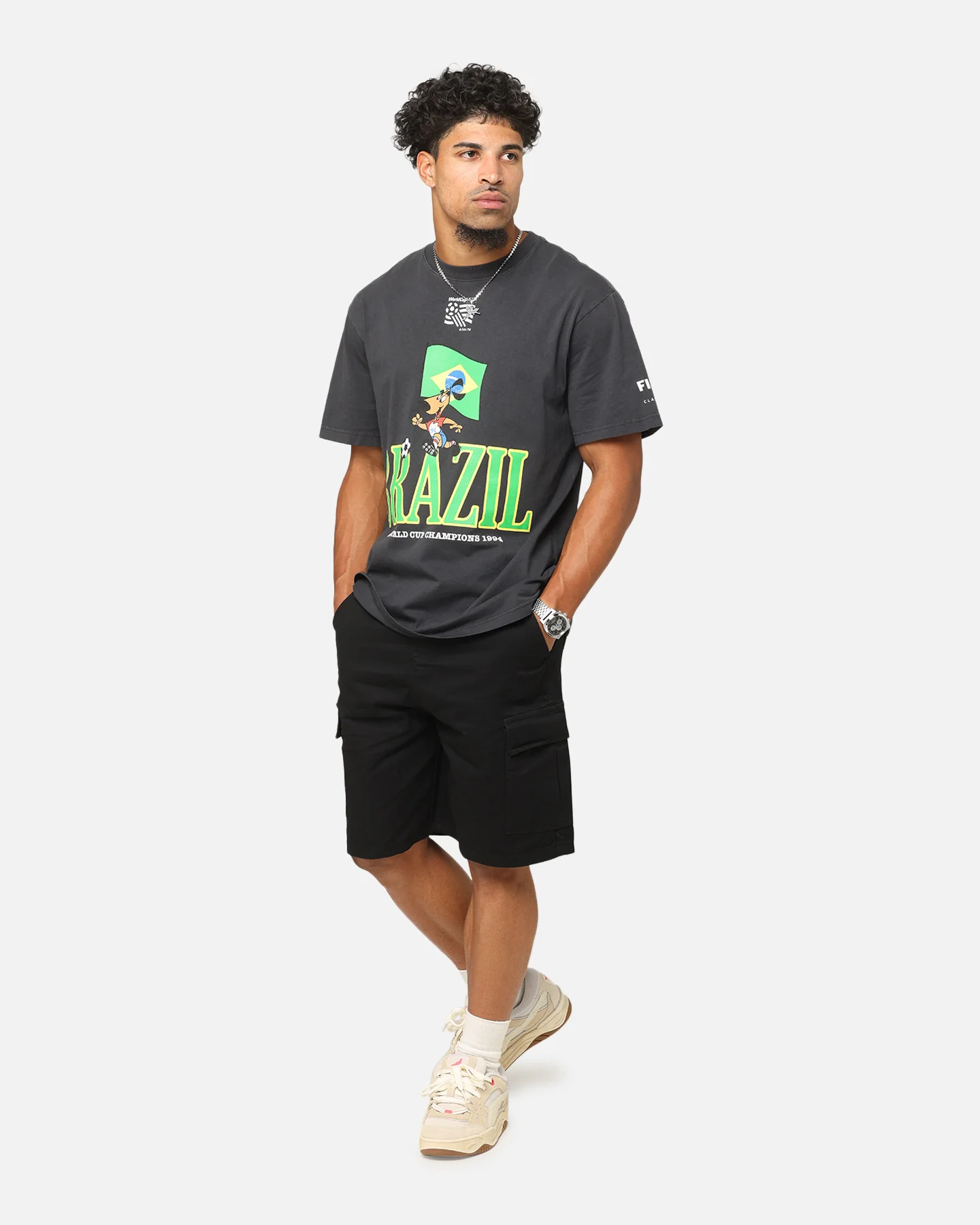 X-Large 91 Cargo Shorts Black - Image 2