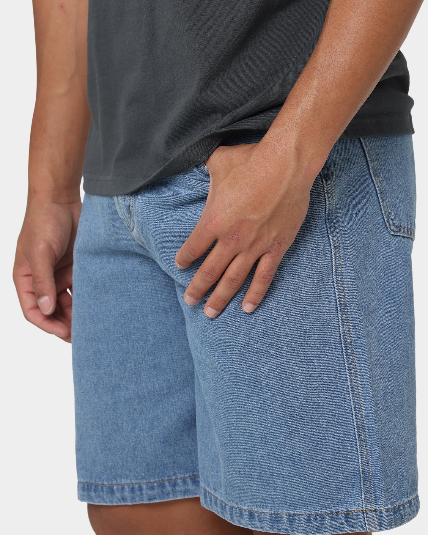 X-Large Bull Denim 91 Shorts Mid Blue - Image 4