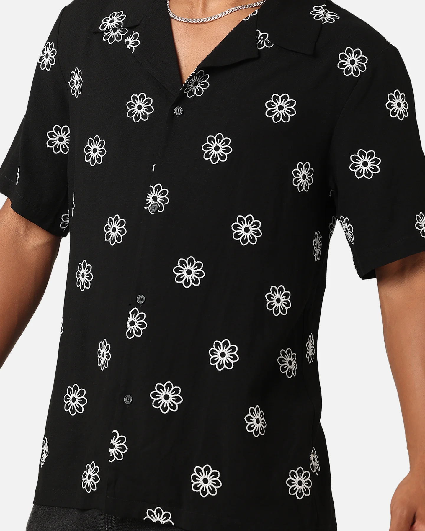 XXIII Daisy Linen Button Up Shirt Black/White - Image 6