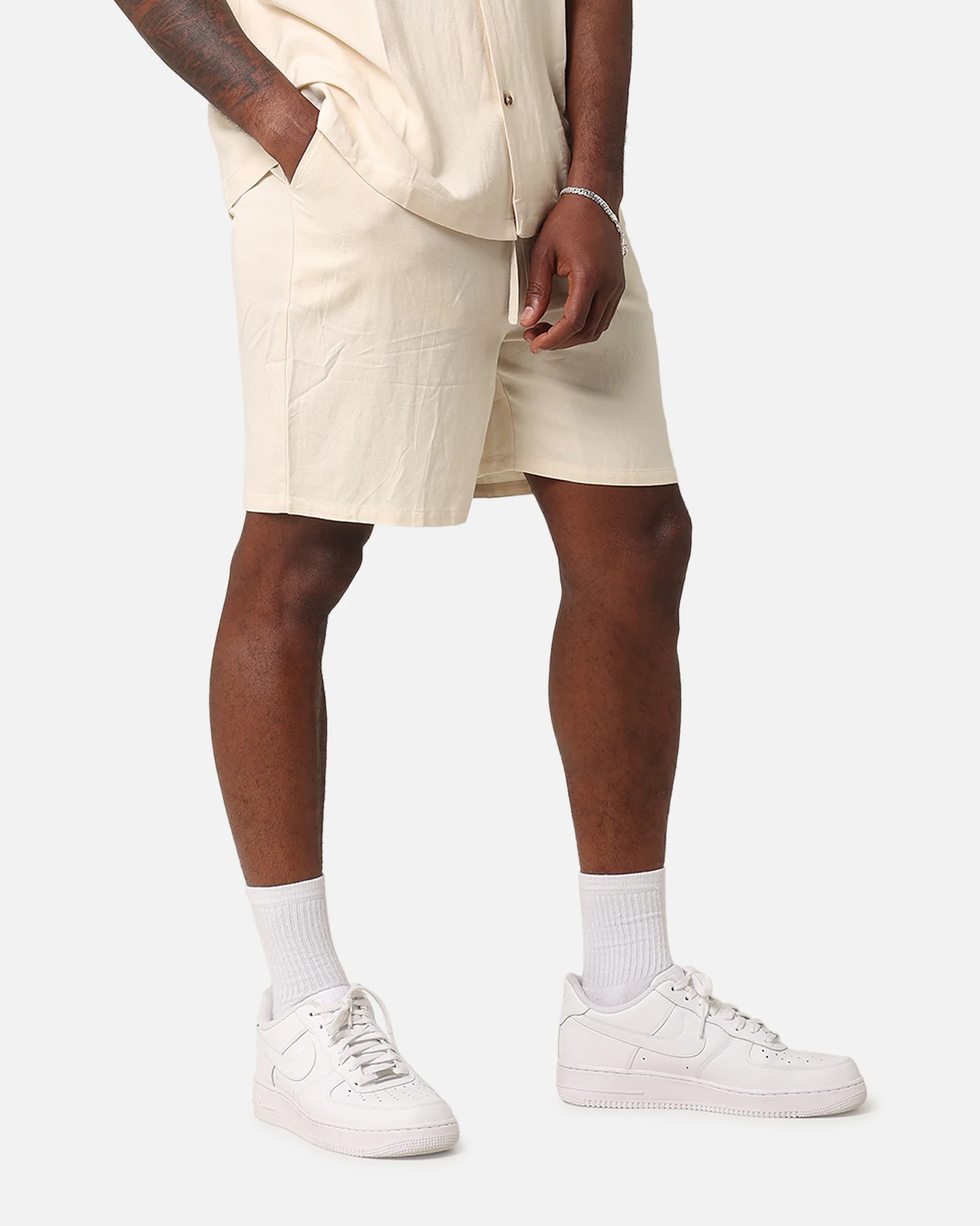 XXIII Ezrah Linen Shorts Off White - Image 5