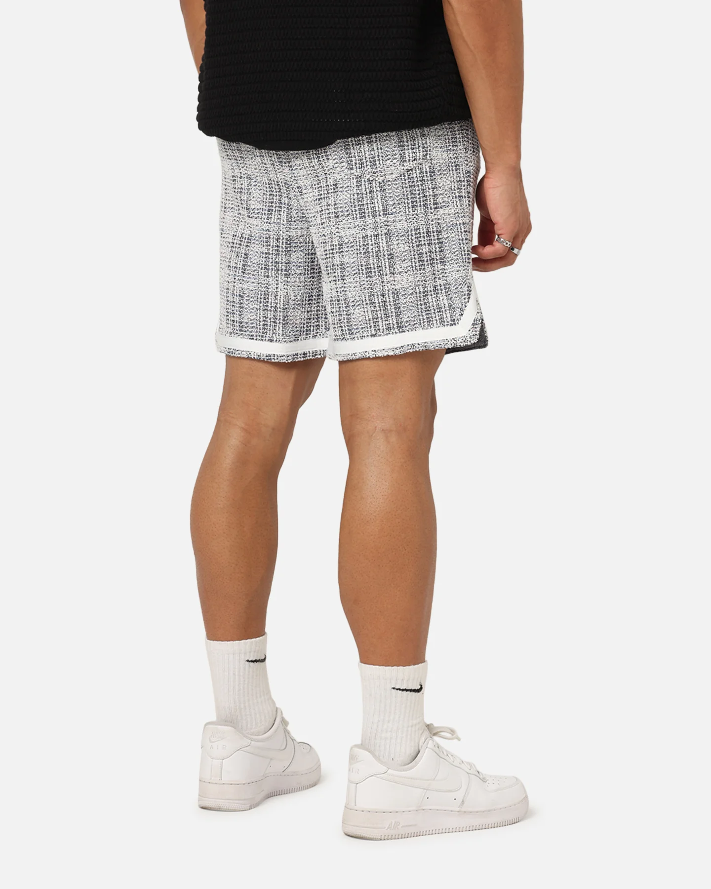 XXIII Textured Ball Shorts Navy/Cream - Image 5