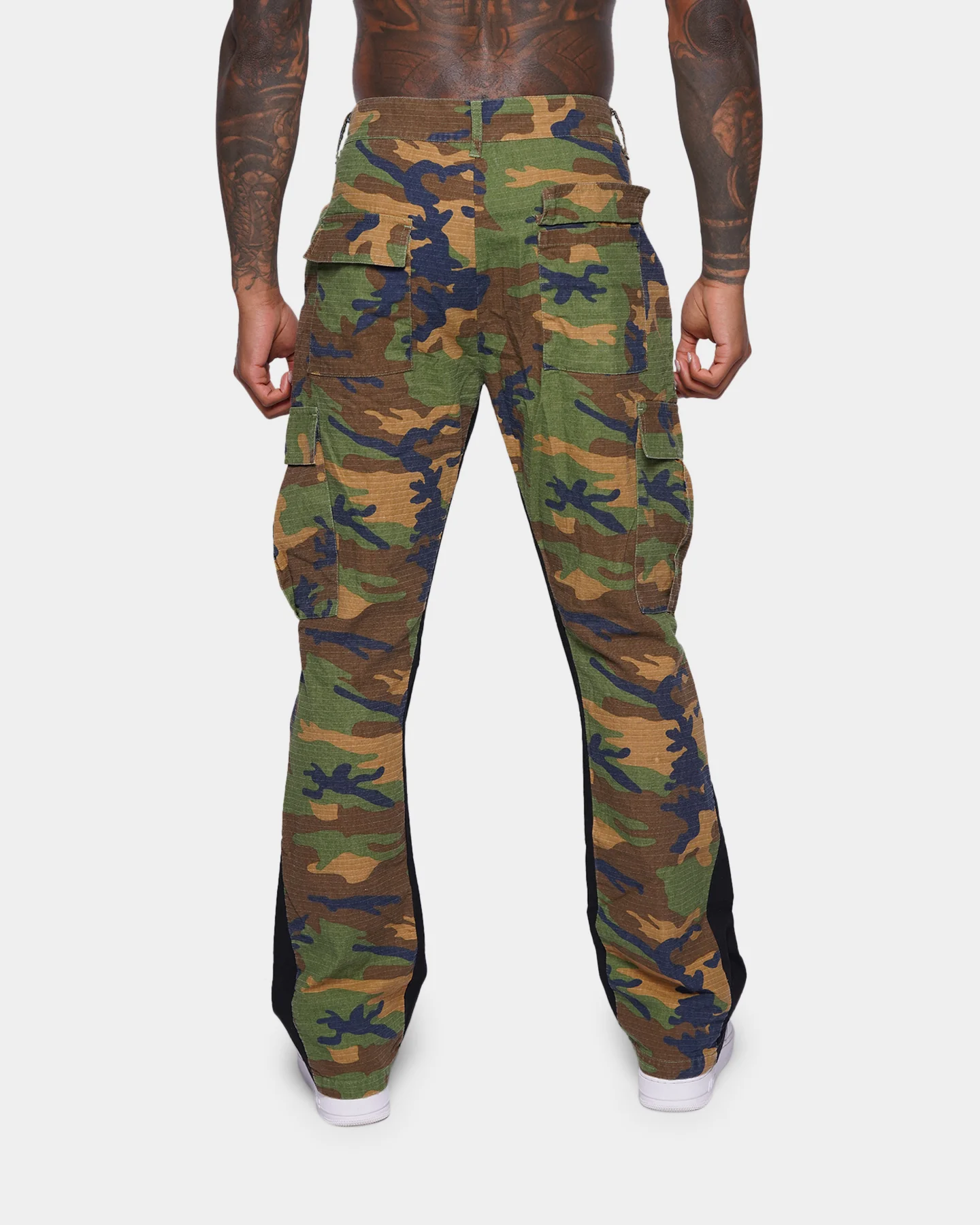 XXIII Zaim Camo Flare Jeans Camo/Black - Image 6